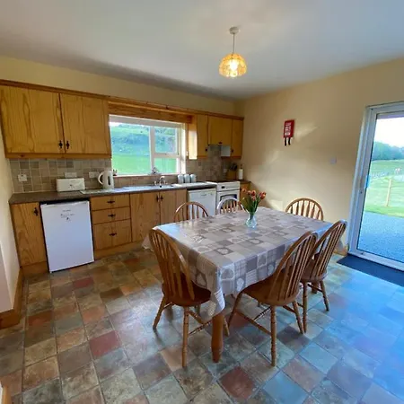 Vakantiehuis Heather Cottage, *